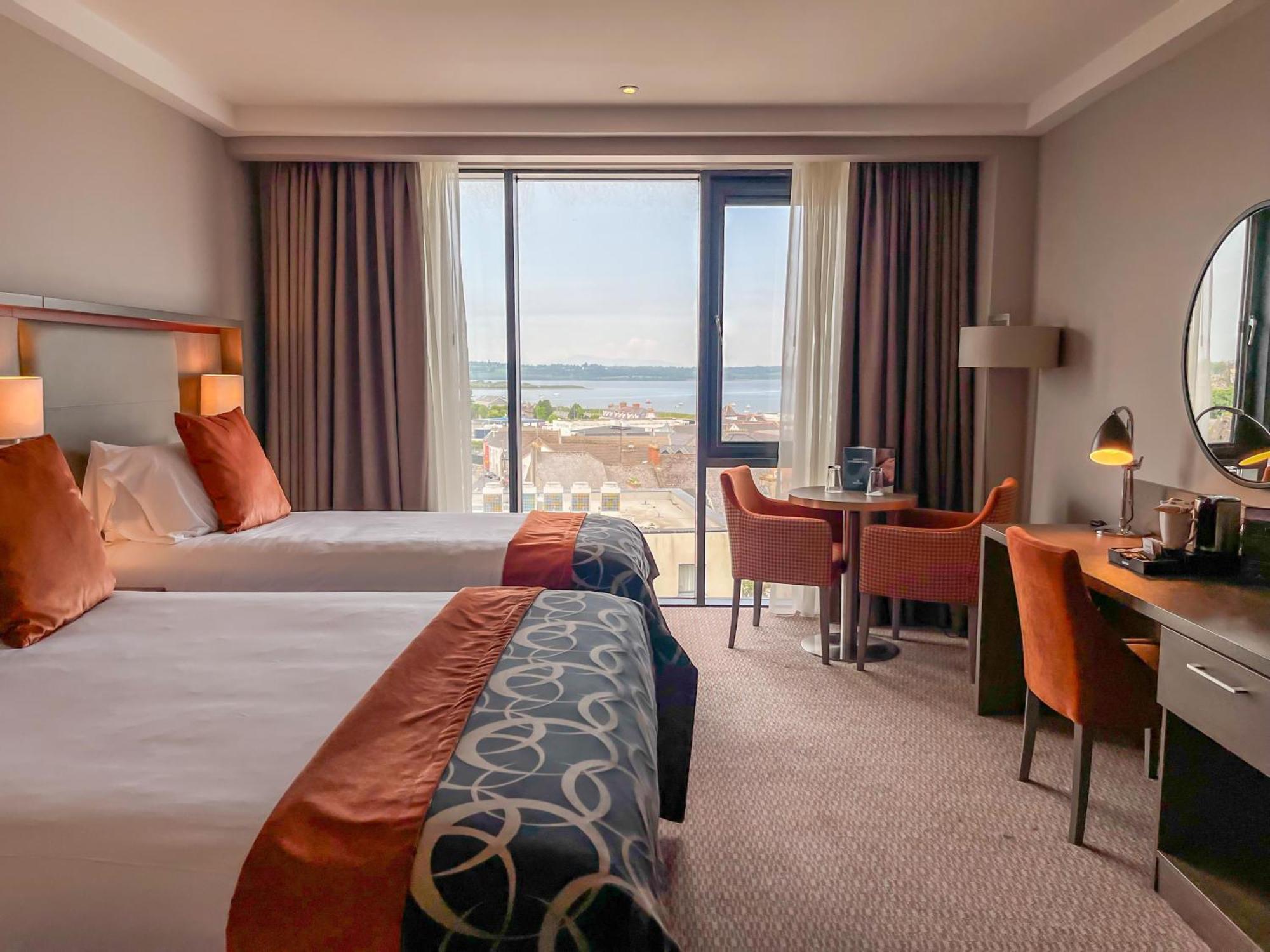 Hotel Whites Of Wexford Extérieur photo